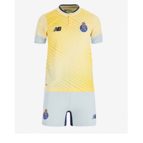 Baby Fußballbekleidung Porto Auswärtstrikot 2022-23 Kurzarm (+ kurze hosen)